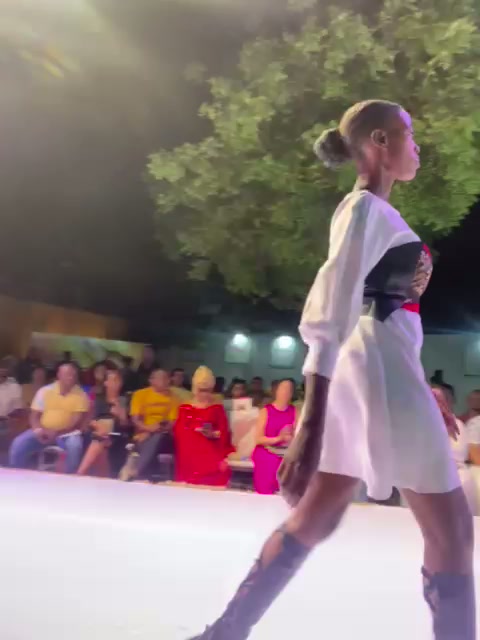 Lifestyle shoot featuring Evening outfit